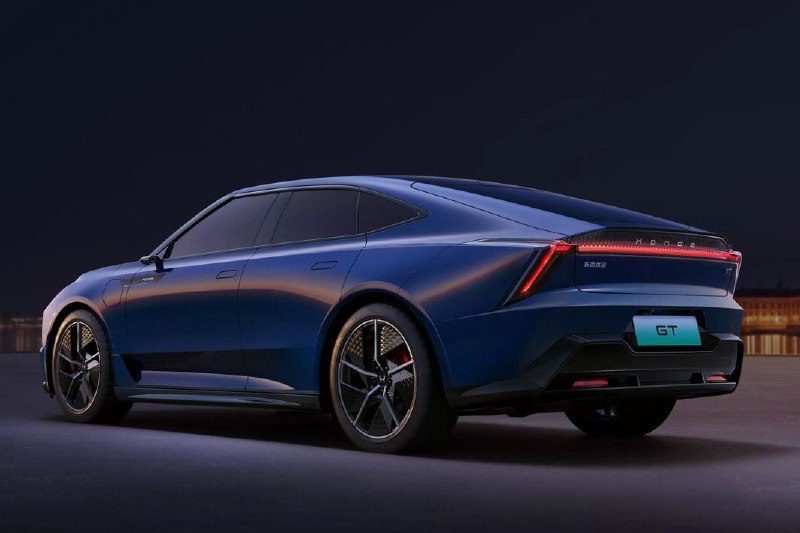 Honda GT — электролифтбек с двумя дизайнами 2