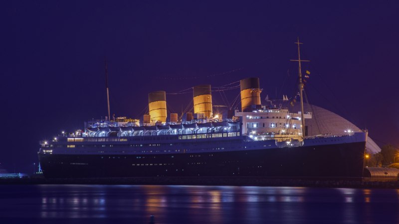 From 'Grey Ghost' to ghost storiesNight view of the RMS Queen Mary, Long Beach, California (© Kit Leong/Shutterstock)