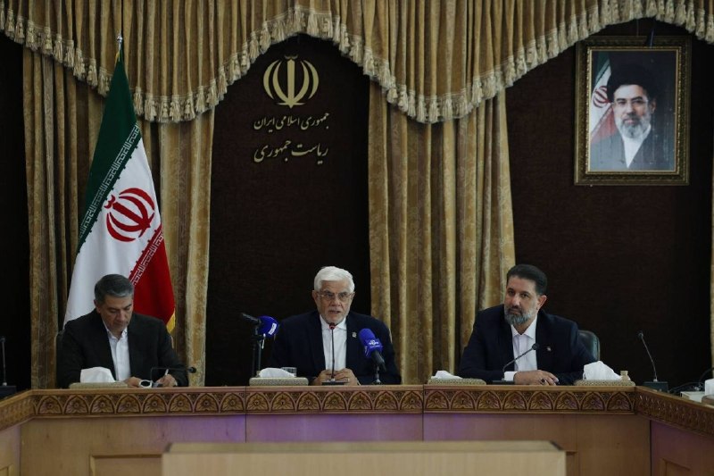 روزنامه ایران: ⭕ دشمن پس از شکست نظامی بهدنبال فروپاشی اجتماعی از مسیر فشار اقتصادی استعارف در دیدار با اصحاب رسانه :🔹معاون اول رئیسج