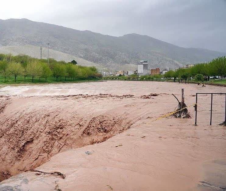 ■ کانال اصفهانی ها ■: 🔴 دستگاههای اجرایی اصفهان خود را برای سیلابهای احتمالی پاییز آماده کنند 🔺مدیرکل مدیریت بحران استانداری اصفهان: 🔹با توج