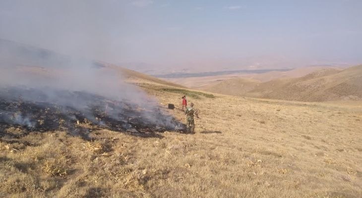 عصر همدان: 🔴مهار آتشسوزی در اراضی ملی نهاوند🔹رئیس اداره منابع طبیعی و آبخیزداری شهرستان نهاوند از مهار حریق در اراضی ملی بخش گیان