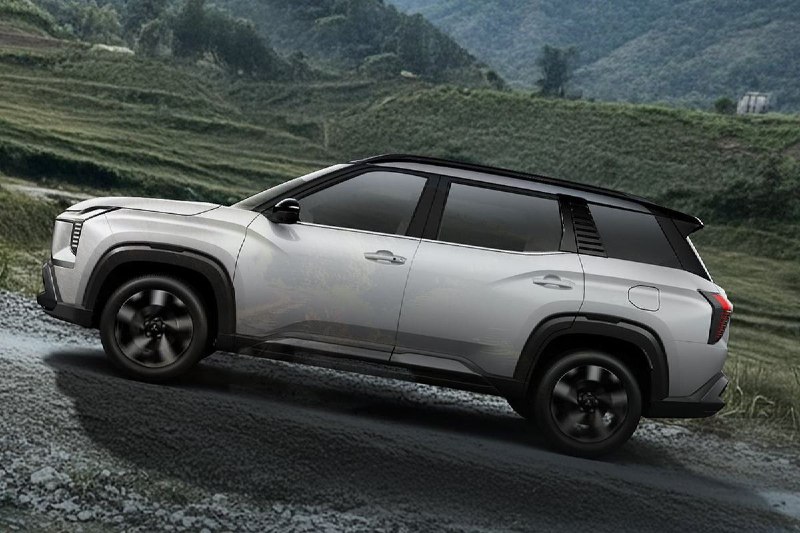 Семиместный Mitsubishi Destinator выходит на экспорт 2
