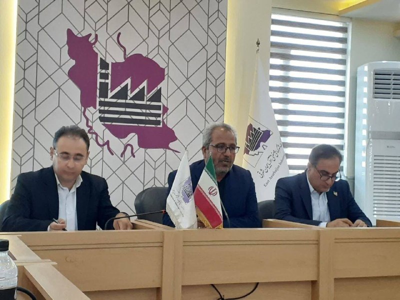 عصرتبریز: مدیرعامل شرکت شهرک‌های صنعتی آذربایجان شرقی:برگشت ۳۹ واحد تولیدی آذربایجان‌شرقی به چرخه تولید/جذب ۱۱۱ هزار میلیارد ریال 