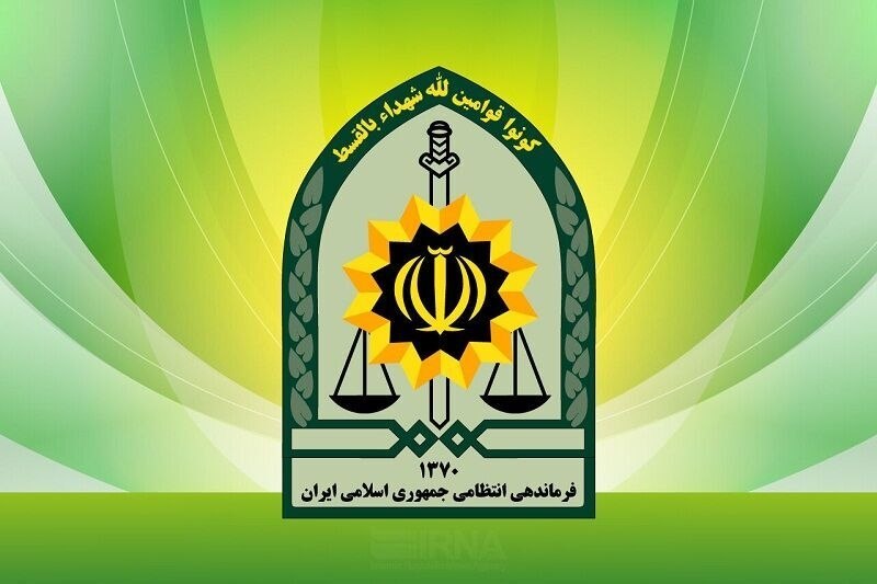 سپاه قدس🇮🇷: 🎥 حمله خونین با چاقو به نگهبانان بیمارستان مدنی کرج! 🔹فاجعه در ساعات غیرملاقات؛ همراهان یک بیمار که قصد ورود با زور و خا