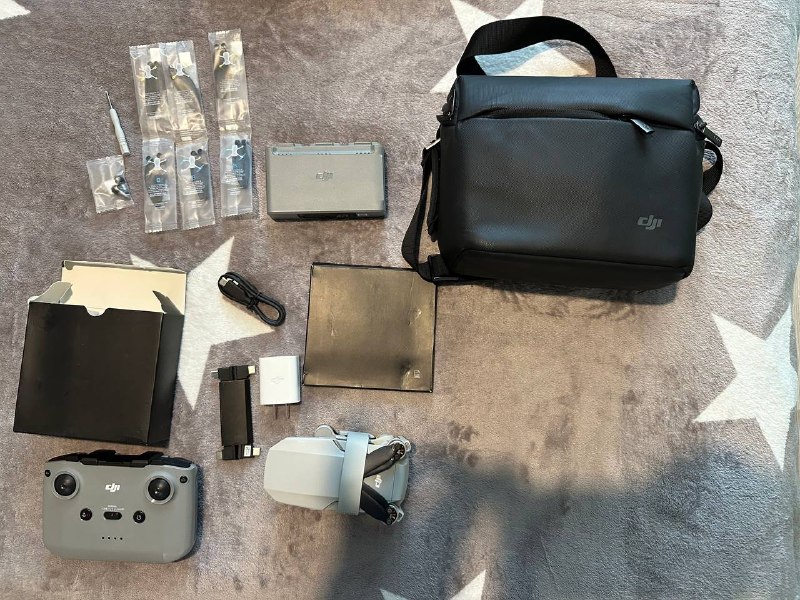 Продаю дрон DJI Mini 2 Fly More Combo в хорошем состоянии. Ни разу не падал и не тонул. Летал всего  — фото 1