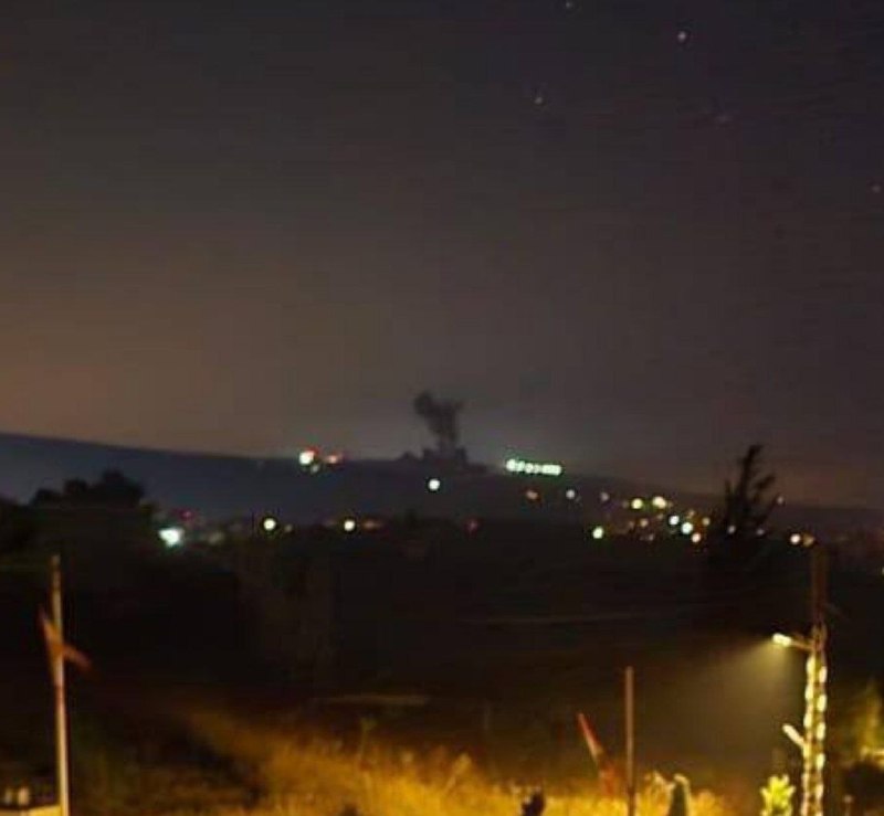 طيران الاحتلال يقصف بلدة المنصوري جنوب لبنان