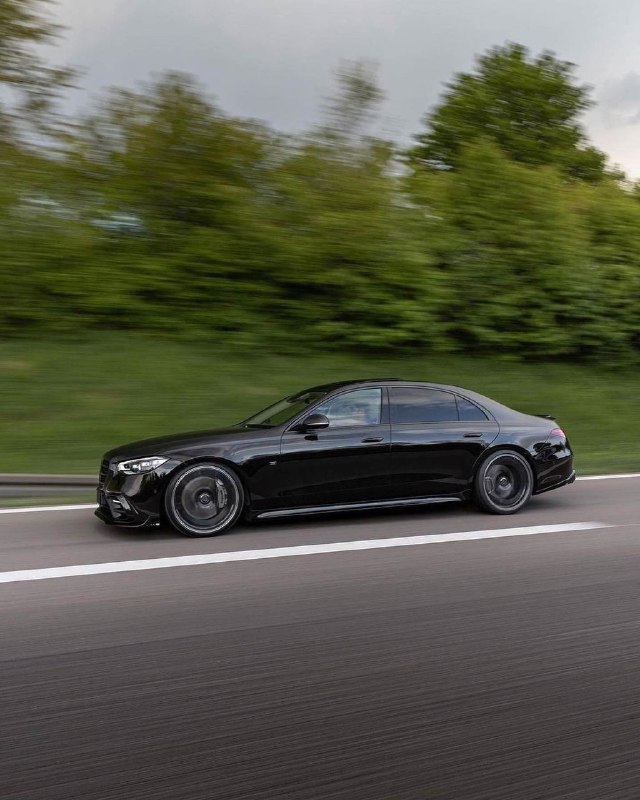 Mercedes benz s class (w223) Brabus B 550 8