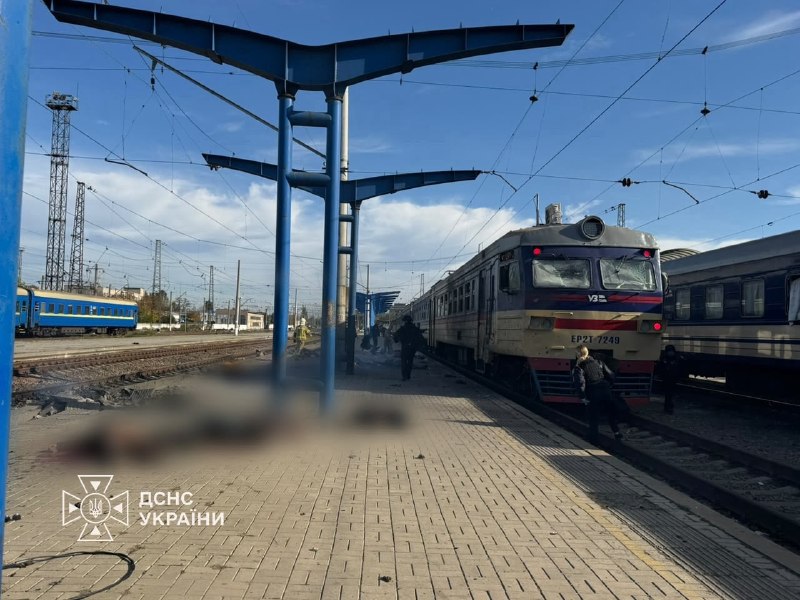 13 אזרחים נהרגו ועוד 13 נפצעו כתוצאה מתקיפת מל"ט סילון בתחנת הרכבת בדניפרו