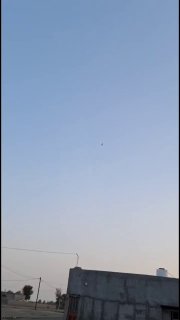 איראן: סרטון מראה טיל שיוט אמריקאי טומהוק פוגע במטה חיל האוויר והחלל של משמרות המהפכה בקרמן הצילומים הם ממל…
