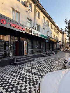 Метро Машинасозлар / 450м2 Нежилое 9 магазины продаётся