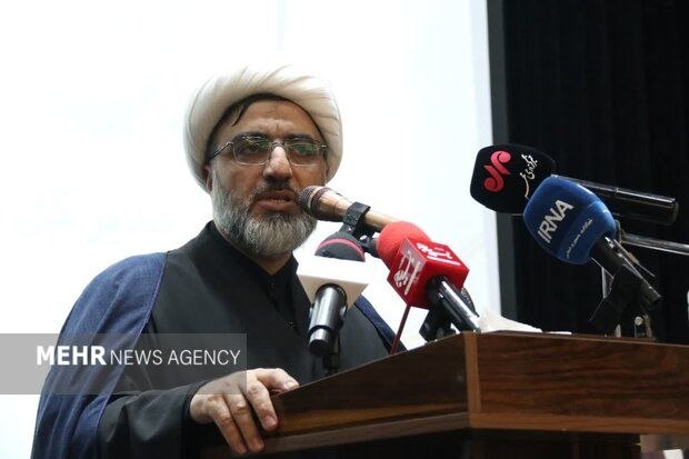 شبکه اطلاع رسانی دانا: معاون فرهنگی و راهبردی امور استان‌های سازمان تبلیغات اسلامی: مسیر تبلیغ و تبیین باید برای همه فعالان فرهنگی هموار شود.🆔 
