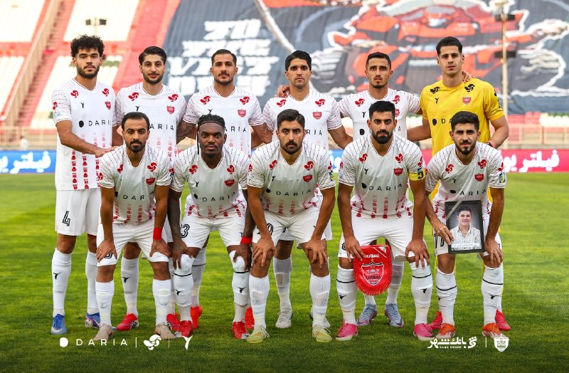 هواداران ارتش سرخ: پایان بازی و باخت پرسپولیس با تعویض های تاتارپرسپولیس 0تراکتور 1🆔 @perspolis_six