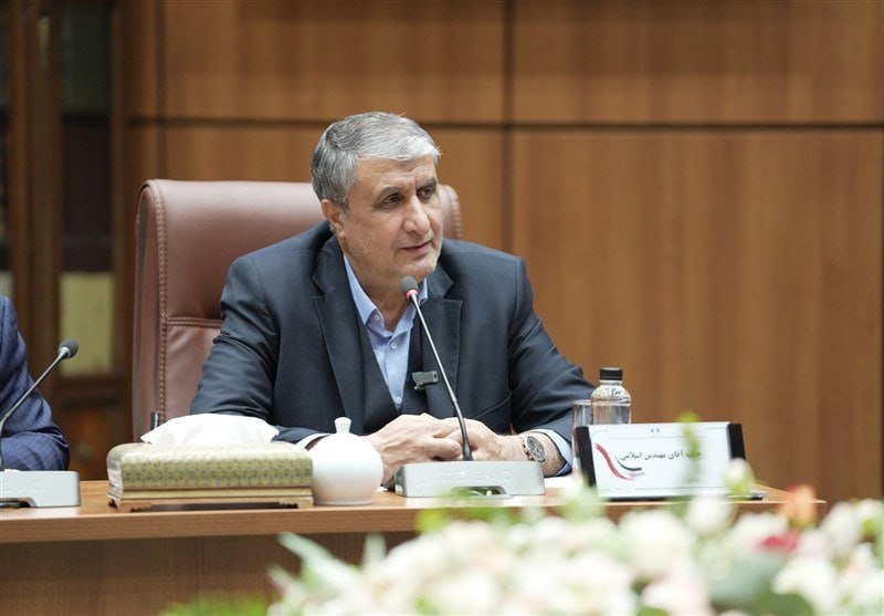 شهرآرانیوز: 🔶خدمات فناوری هستهای ایران به ۱.۵ میلیون بیمار | فناوری پلاسما در ۲۰ درمانگاه کشور بیماران را درمان میکند👤محمد اسلامی،