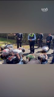 מול שגרירות הכיבוש בקנברה...דורש לגרש את השגריר ולחקור את רצח עובד הסיוע זומי פרנקום