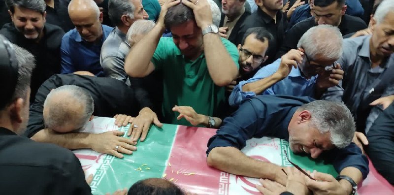 🔸 אנשים יכולים להיפרד מגופות לוחמים שנהרגו מתקיפות אוויריות אמריקאיות
