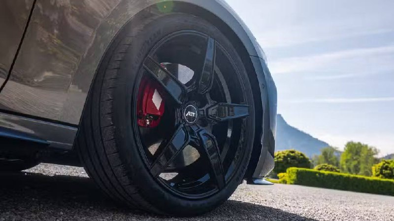 ABT прокачали новый универсал Audi S5 и сделали из него почти полноценный RS5. 4