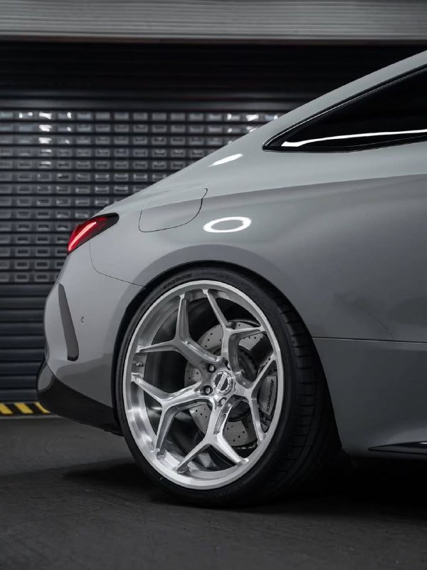 Gray Shark: CLE 53 AMG 3.0-L 6-Cyl 5