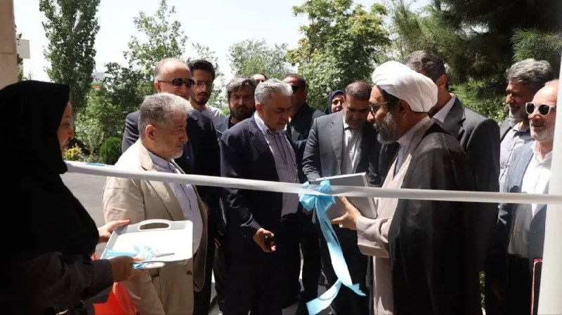 دانشگاه آزاد اسلامی: 🔺مجتمع آموزشی فرهنگ و ارتباطات دانشگاه آزاد اسلامی کرج با حضور دکتر رنجبر افتتاح شد🔸دکتر بیژن رنجبر رئیس دانشگاه آزاد اس