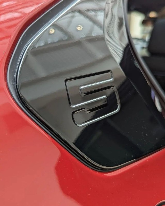 BMW i5 5