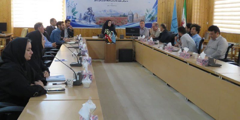 دانشگاه علوم پزشکی اردبیل: 🔰 در جلسه کمیته فنی حوزه غذا معاونت غذا و دارو دانشگاه علوم پزشکی اردبیل؛صدور ۲ پروانه ساخت و ۷ پروانه مسئول فنی برای وا