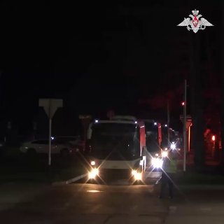 תושבי הכפר אלשקה, אשר במהלך הפינוי במהלך משימה הומניטרית הביעו רצון לעזוב את אוקראינה, טס משדה התעופה אנהפה…