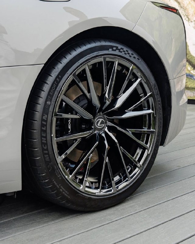Кабриолет Lexus LC 500 Inspiration Series 5.0L V8 2026 9