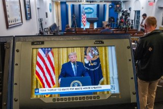 Трамп обвинил Китай во вмешательстве в американские выборыКитай неоднократно пытался повлиять на результат американских выборов, заявил президент США Дональд Трамп во время речи в Белом доме. Ее транслировали в прайм-тайм вечером 16 июля (ночью 17-го мск).