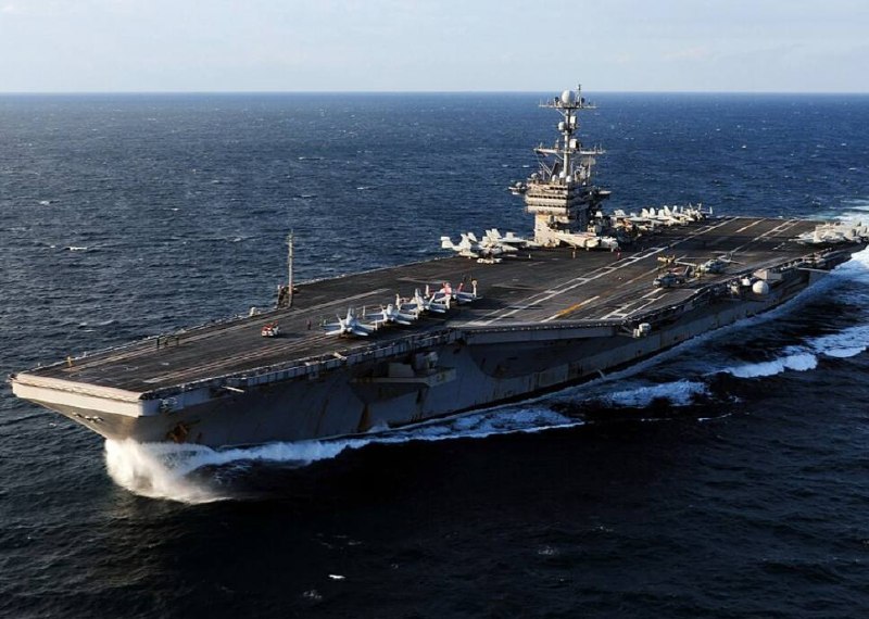 - 🇺🇸/🇮🇷 The US is now gearing up for a massive bombing campaign against Iran, with the USS George Washington being heavily armed in the Arabian Sea as sailors load large quantities of munitions, including long-range land attack missiles and piercing bombs into official US bunkers.