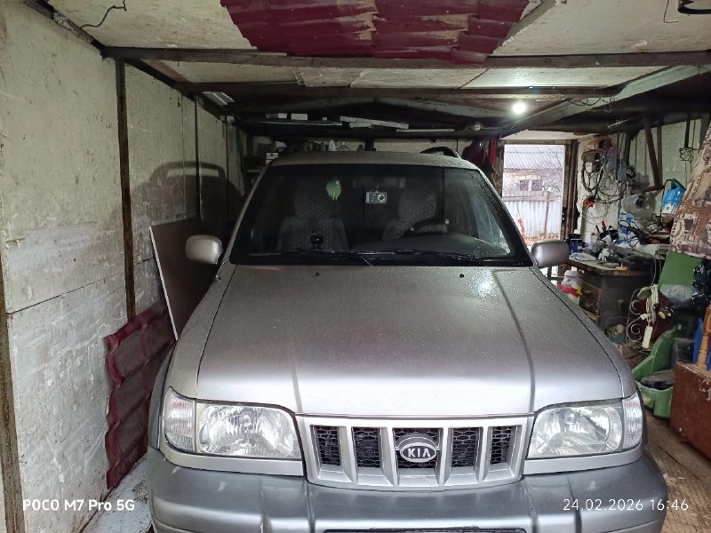 Продаю kia спортейдж 2005г. надежный полноприводный рамник. пробег 322000.арки и пороги не гнилые. ц... - фотография