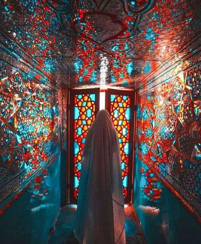 مهدی شفیعی: همه عالَم نور گرفته؛چه جای آفتاب؟ و این خَلق در ظلمت، ایشان را از آن هیچ خبر نه!#شمس_تبریزی♾️♾️♾️♾️♾️♾️♾️@Mahdishafiei86