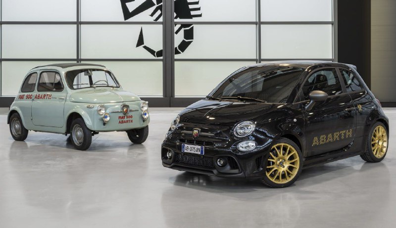 Компания Abarth выпустила юбилейную версию хэтчбека 695