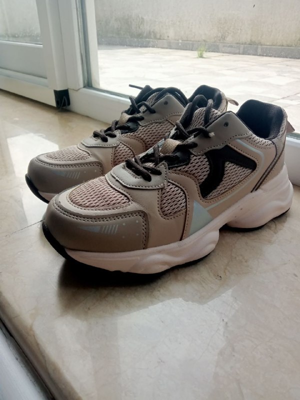 Продаю кроссовки женские LC Waikiki — фото 1