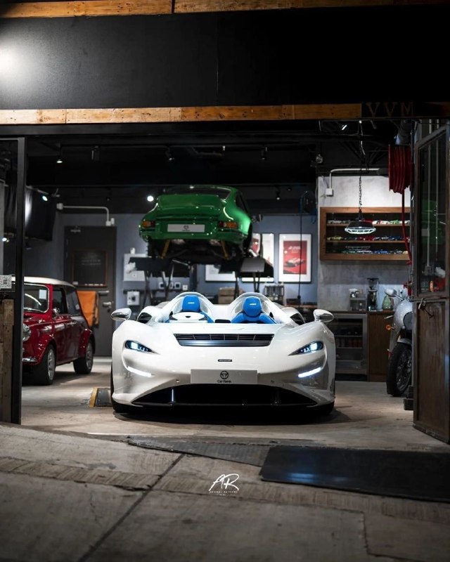 McLaren Elva 10