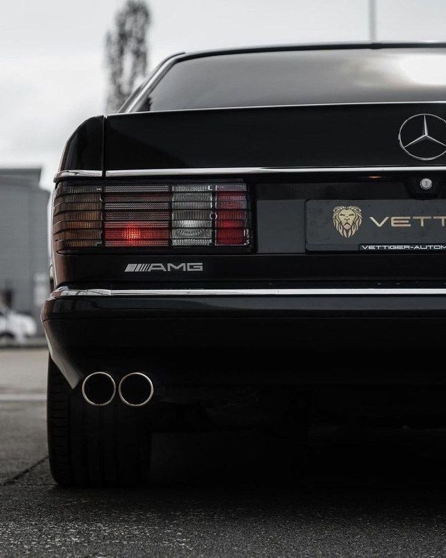 Mercedes-Benz 560 SEC 1986 года выпуска 5