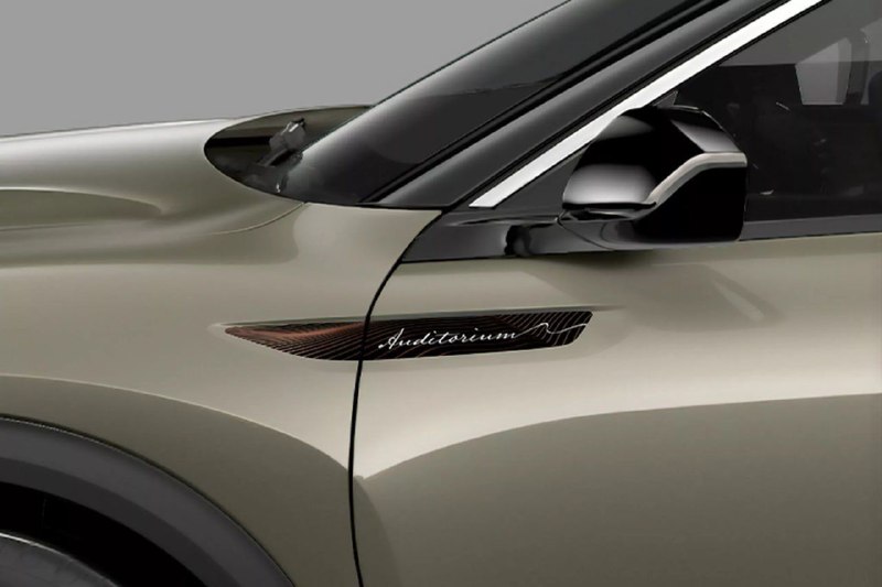 Кросс-лифтбек Citroen C5 X получил спецверсию Auditorium 2