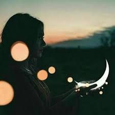 ✔️👈 بََََِِِِِـرتِِِِِِِِِِـََََریََََِِِِِِِِنـََََِِِِِِِِهـٍََََِِِِِِِـاََََِِِِِِِِ 👉✔️: ❄️#هر_شـب#مـن_و_مهتـاب#با_بـوسہ#بدرقہ‌ات_می‌ڪنیم_تا_خواب بخواباے شُڪوه هر شعـر وشیدایی بخواباے دلیل آفتاب و هر روشناییبخ