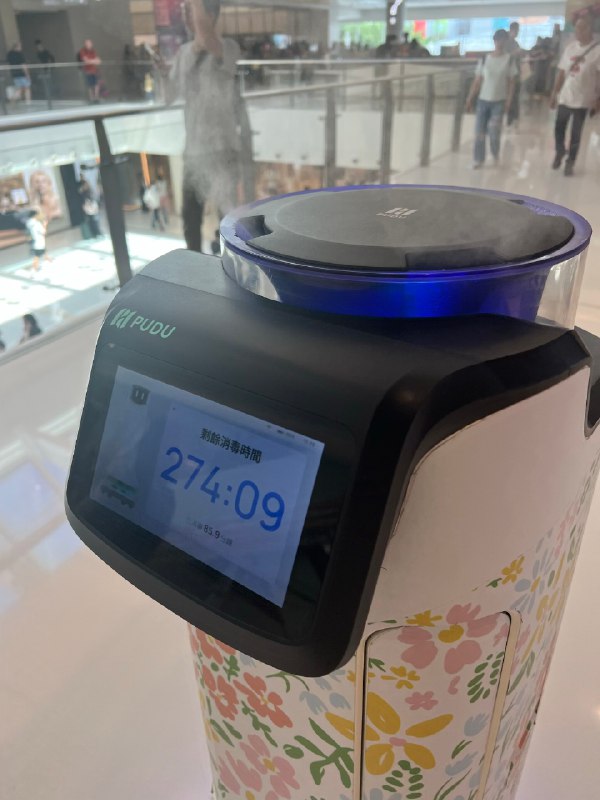 发现了商场的消杀机器人是普渡🤣看过机器人赛道的表示国产替代的叙事不容易，机器人本来就不是科技公司那种增长，BOM的降低得靠国产替代零部件，硬件突破比软件速度慢多了，还是重服务重运营的机器人🤖️ 最后发现还是做集成商赚钱😂