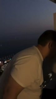 האפר של רומן פופוב היה מפוזר מעל הים השחור בסוצ'י. "היום היה יום בהיר של פרידה מחבר יקר. עכשיו יש לו שכמייה…