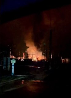 🗓 Ограничения на проход судов через Ормузский пролив, возобновление переговоров по Украине. Что произошло к утру 9 апреля — в подборке «Новой-Европа»:🔷 Во время атаки украинских дронов на Краснодарский край погиб один человек. Горит Крымская линейная произ