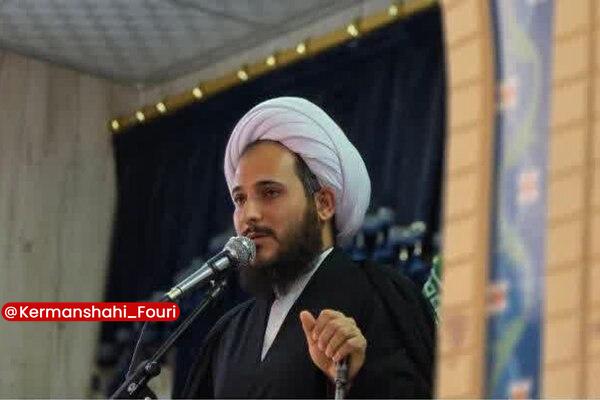 کرمانشاه فوری: انتقاد امام جمعه سرپل‌ذهاب از قطعی‌های مکرر آب و برقامام جمعه سرپل‌ذهاب با انتقاد از قطعی‌های مکرر آب و برق در این شهرست