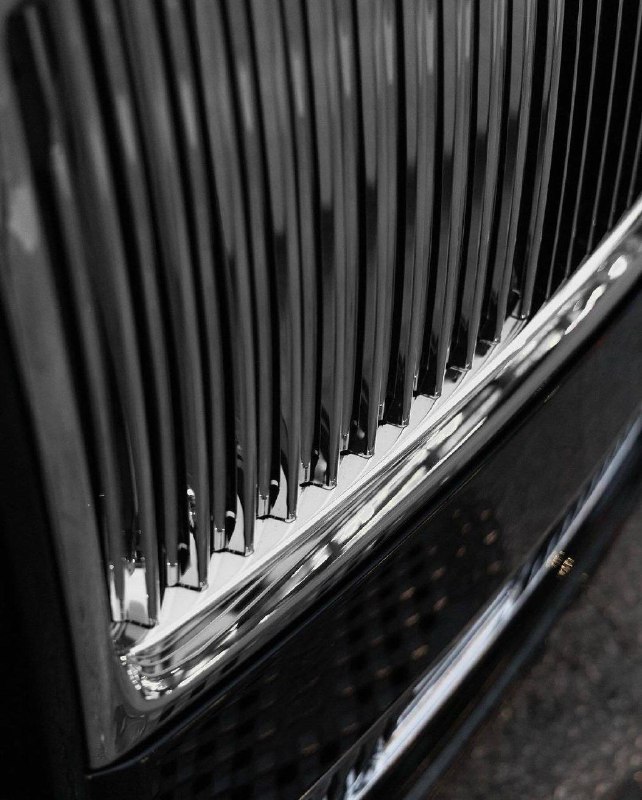 1/1 Chromeharts Mansory Rolls Royce Cullinan 7