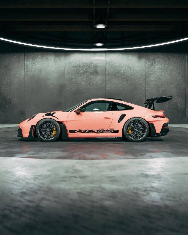 Porsche 992 GT3 RS 8