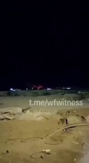 ️🇰🇼🇮🇷🇮🇶 צילומים המציגים שריפה גדולה שפרצה לאורך גבול כווית-עיראק בצד הכוויתי, כאשר להבות נראות מהעיר…