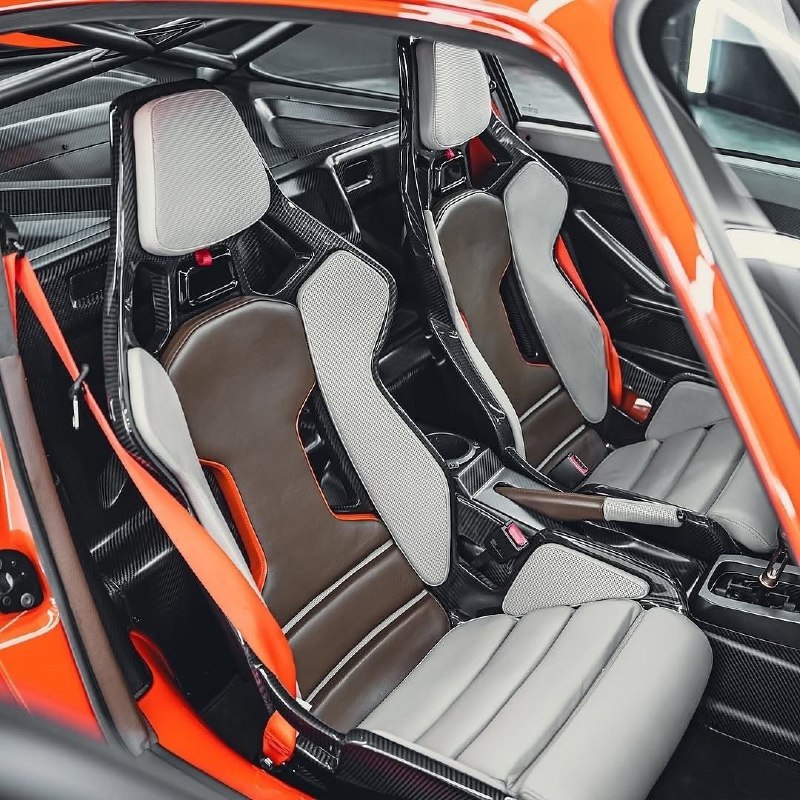 Porsche 911 Remastered by Gunther Werks 4