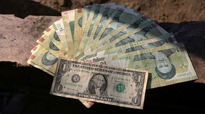پایگاه مناقصات کشور(اخبار روز ): 🌏کلید خروج از بن‌بست تورم🔸محمدعلی رستگار، اقتصاددان، معتقد است: در شرایط فعلی، ریل‌گذاری صحیح اقتصادی اولویت نخست است. ب