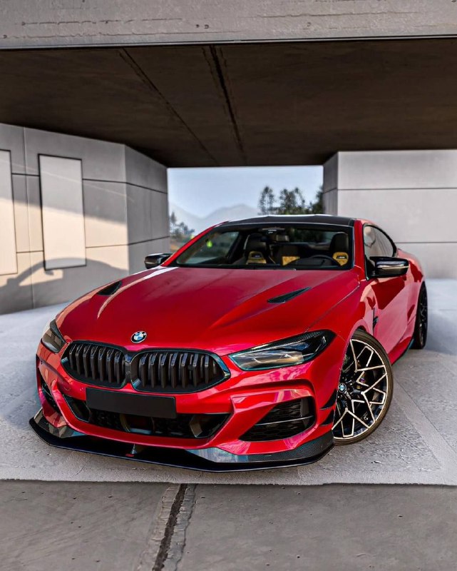 BMW M8 F92
