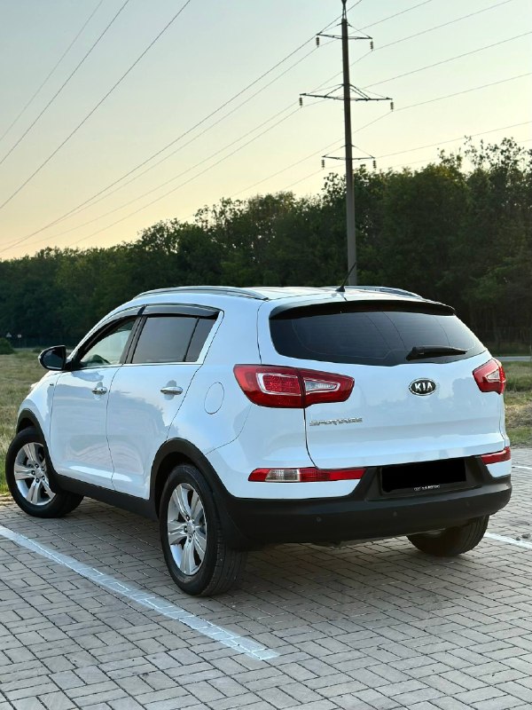 Продам автомобиль в идеальном состоянии.
Kia sportage 2012год обьем двигателя 2.0 бензин, коробка обычный автомат aisin 6ст пробег 181т км
Подключаемый полный привод, 4awd
1 Хозяин без дтп
Автомобиль полностью обслужен и вложений никаких не требует.
2 Комплекта резины и дисков, зима лето стоит андроид планшет,
Хорошая комплектация: двух зонный климат контроль. Круиз контроль. Подогрев всех сидений.
Авто свет. Авто дождь. Кожаный мультируль. Полный электро пакет. Разные помощи при вождении.
Цена 1.295.000₽+ торг
+7949-400-97-37
Звоните в любое время, если не доступен звоните еще раз связь плохая.
📲 Tg: @alligator_0888
📞 Звоните: +7(949)4009737 - фотография - 4