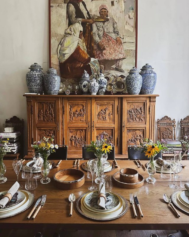 Отдельное удовольствие разглядывать сервировки в этом прекрасном доме. Даниил невероятный эстет и ценитель красивой посуды. Его буфет полон сокрови... - изображение 2 - сет, италия, серия