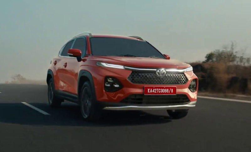 Toyota выпустила дешёвый кроссовер Urban Cruiser Taisor 3