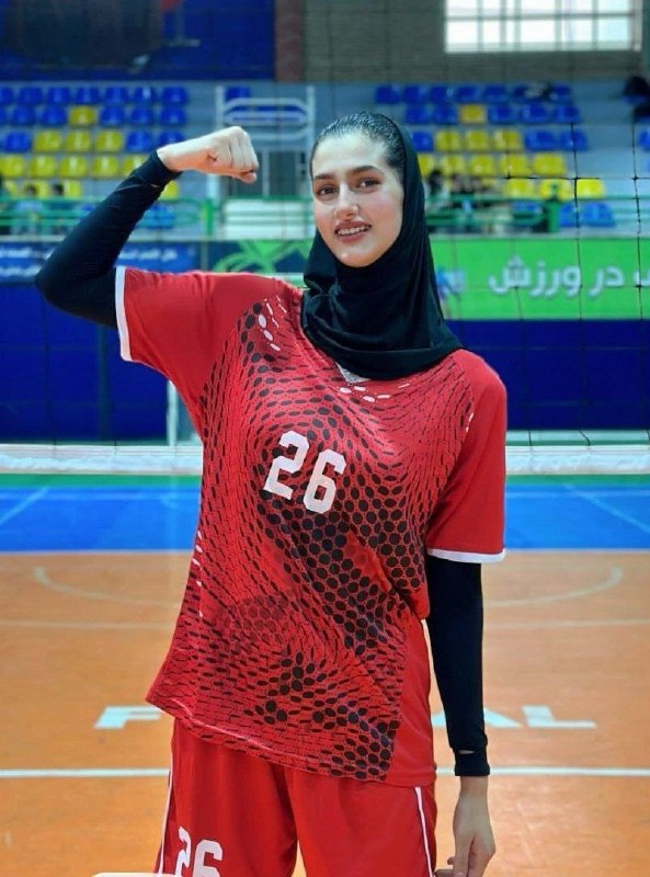 پايگاه خبرى هه‌وال: 🔴والیبالیست مهابادی به تیم منتخب دانش‌آموزی استان راه یافت🔸سروین کاکااقازاده، والیبالیست مهابادی، در پی برگزاری رقابت‌ها